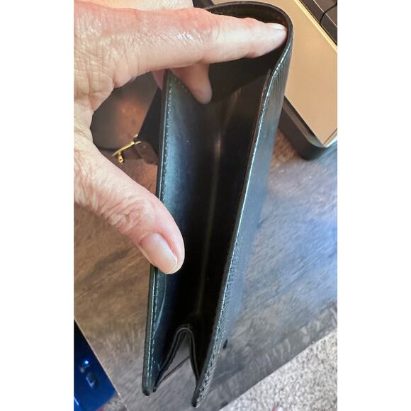 VINTAGE LOUIS VUITTON BLACK EPI DRAGONNE WRISTLET CLUTCH BAG - Picture 8 of 9